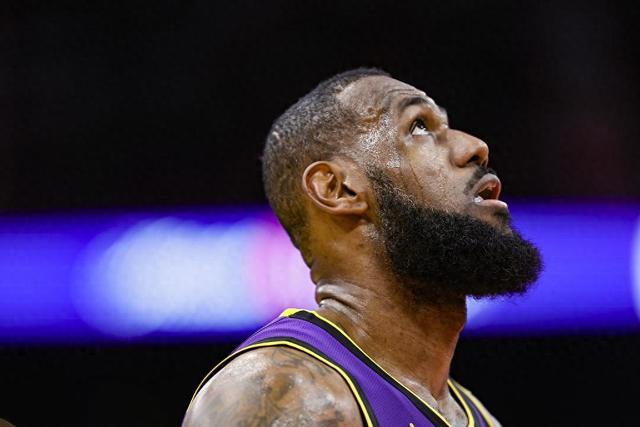 哈登24分快船终结魔术6连胜 纽约送太阳5连败