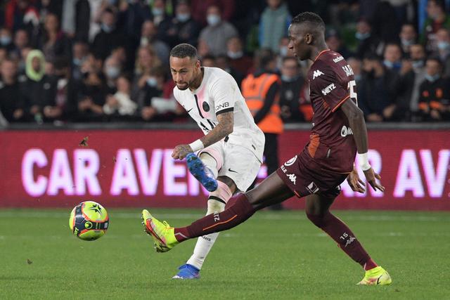 库里缺阵希尔德末节19分 勇士20分逆转胜鹈鹕